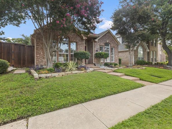 225  Wellington Road , Irving Texas 75063
