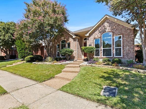225  Wellington Road , Irving Texas 75063