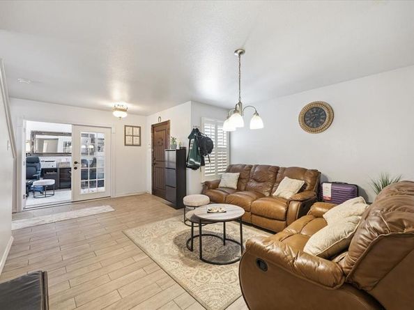 4713  Paradise Cove , Garland Texas 75043