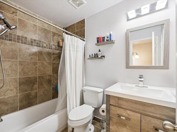 4713  Paradise Cove , Garland Texas 75043