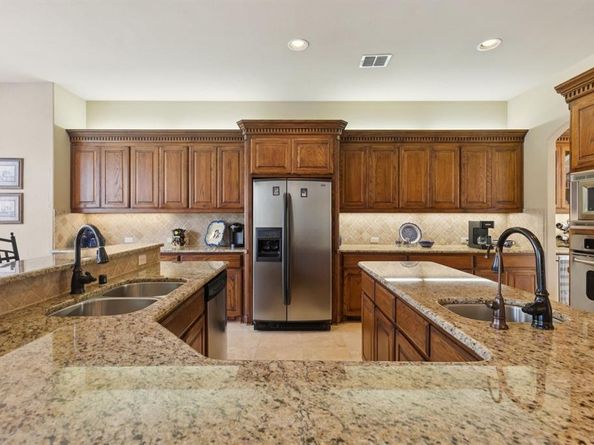 20  Siesta Circle , Heath Texas 75032