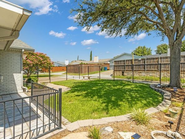 4821  Strickland Avenue , The Colony Texas 75056