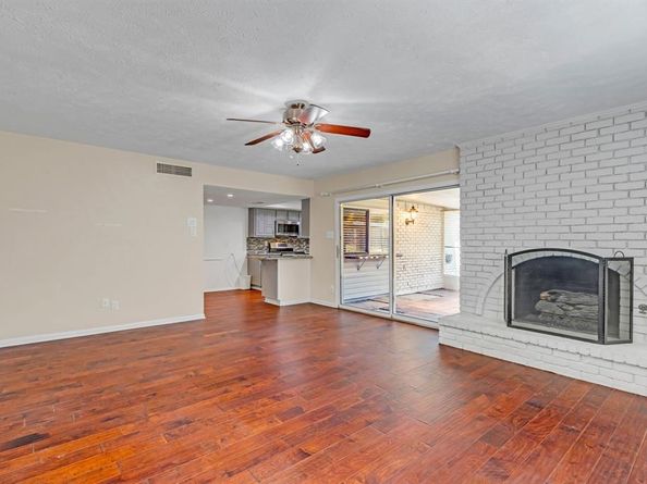 4821  Strickland Avenue , The Colony Texas 75056