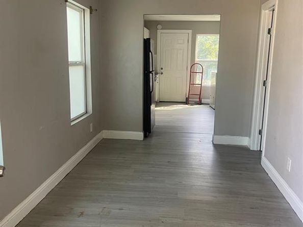 2618  28th Street , Fort Worth Texas 76106