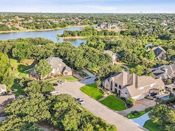 3113  Overlook Circle , Highland Village Texas 75077