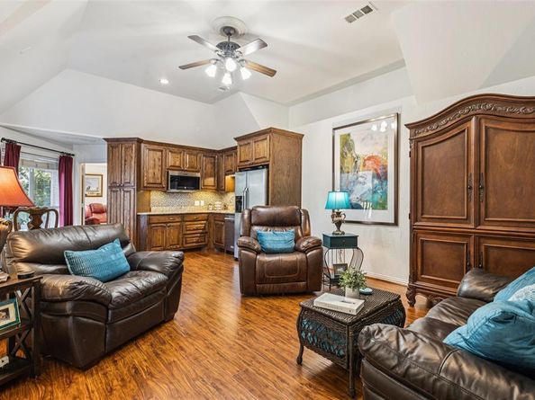 3113  Overlook Circle , Highland Village Texas 75077