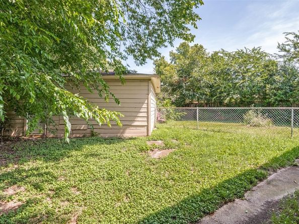 10019  Olmos Drive , Dallas Texas 75218