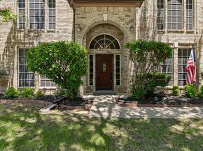 2027  Buffalo Bend Drive , Lewisville Texas 75067