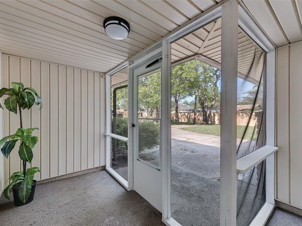 2701  Magnolia Drive , Irving Texas 75062