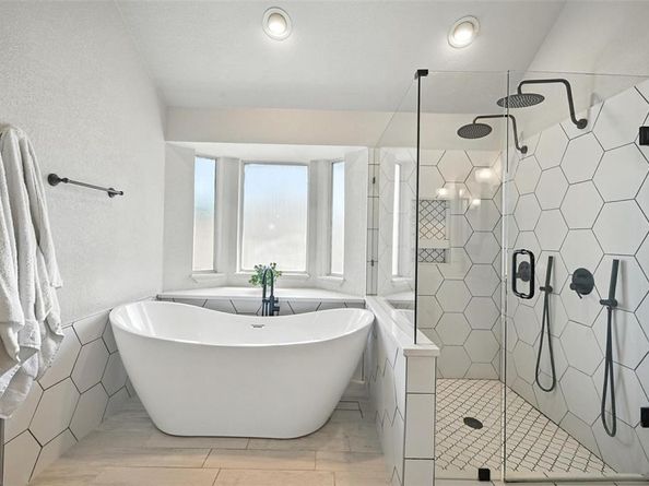 913  Hills Creek Drive , McKinney Texas 75072