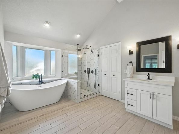 913  Hills Creek Drive , McKinney Texas 75072