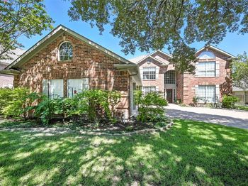 913  Hills Creek Drive 