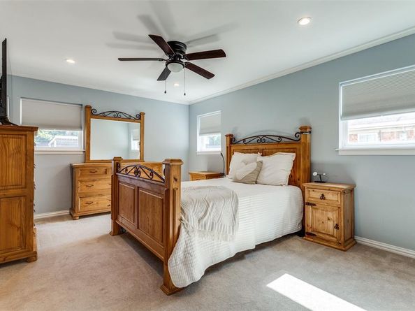 2203  Briarwood Boulevard , Arlington Texas 76013