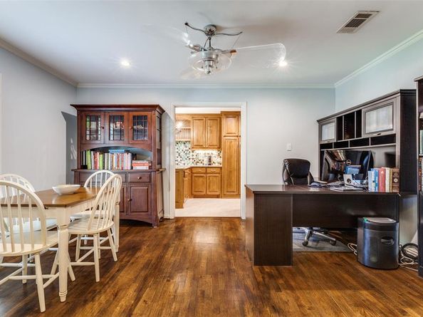 2203  Briarwood Boulevard , Arlington Texas 76013