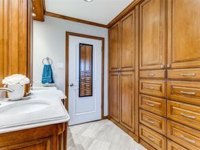 2203  Briarwood Boulevard , Arlington Texas 76013