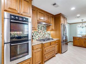 2203  Briarwood Boulevard , Arlington Texas 76013