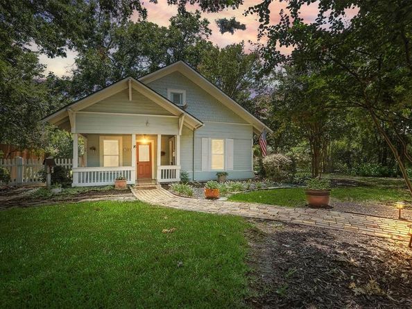 1004 W Avenue  E, Garland Texas 75040