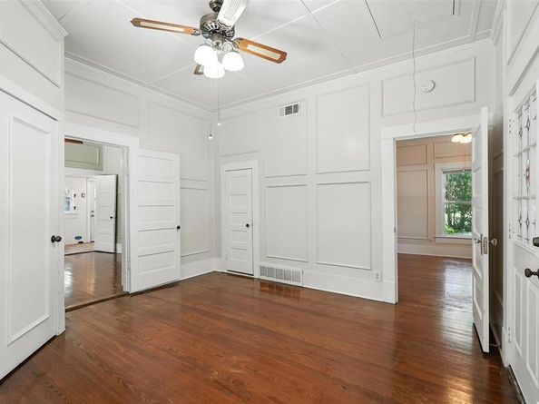 1004 W Avenue  E, Garland Texas 75040