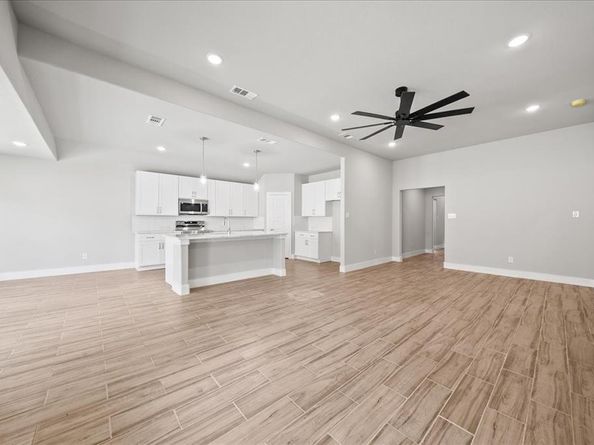2500 NW 20th Street , Fort Worth Texas 76106