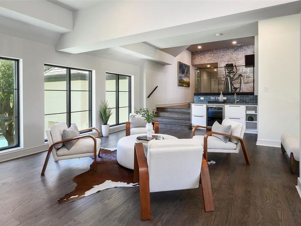 4700  Dorset Road , Dallas Texas 75229