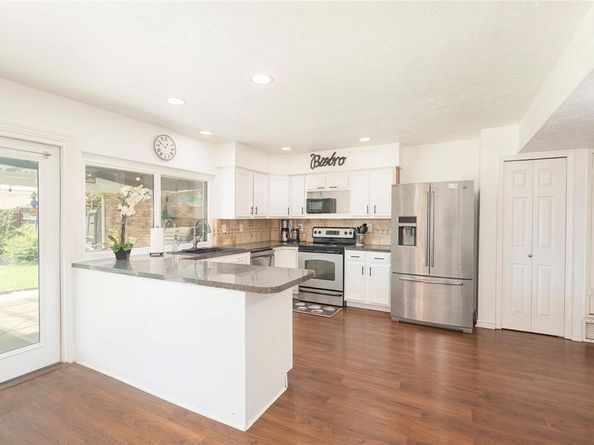 2206  Red Bluff Drive , Carrollton Texas 75007