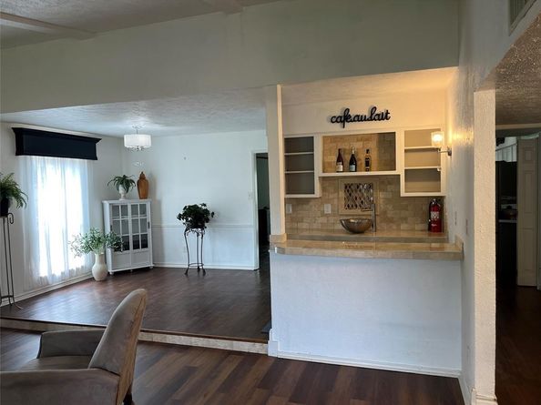 2206  Red Bluff Drive , Carrollton Texas 75007