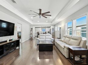 808  Freedom Lane , Little Elm Texas 76227