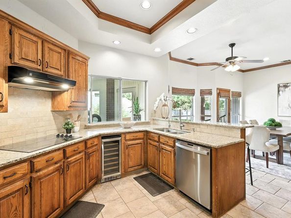 500  Sheldon Court , Highland Village Texas 75077