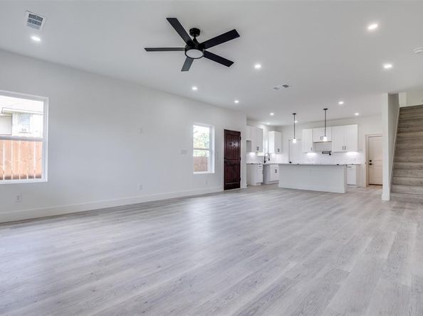 3413  Wendelkin Street , Dallas Texas 75215