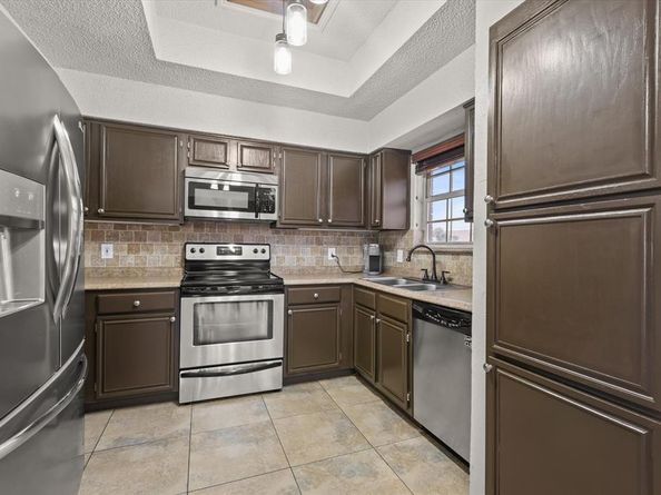 8737  Sabinas Trail , Fort Worth Texas 76118