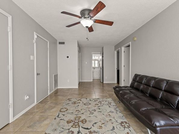 8737  Sabinas Trail , Fort Worth Texas 76118