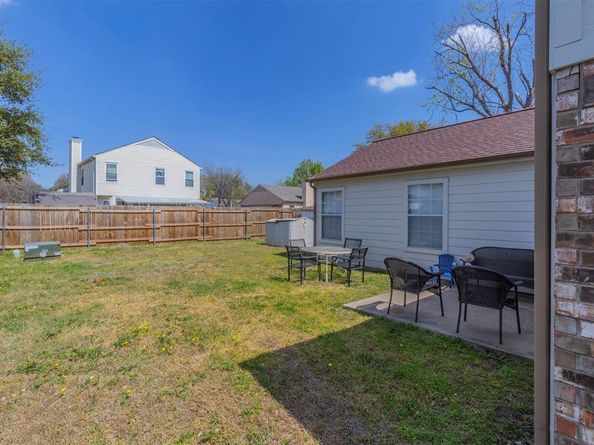 3705  Farm Field Lane , Fort Worth Texas 76137