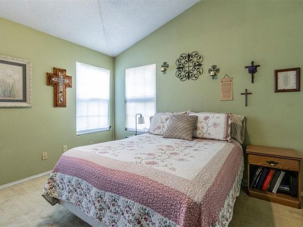 3705  Farm Field Lane , Fort Worth Texas 76137