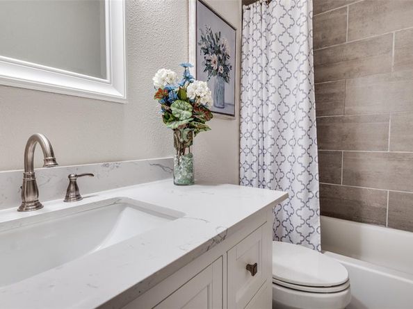 1405  Mapleton Court , Arlington Texas 76018
