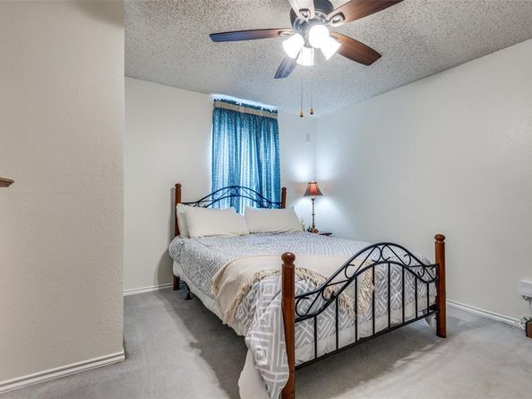 1405  Mapleton Court , Arlington Texas 76018