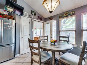 1405  Mapleton Court , Arlington Texas 76018