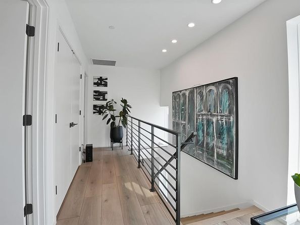 2001 N Prairie Avenue  106, Dallas Texas 75204