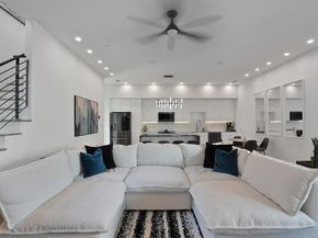 2001 N Prairie Avenue  106, Dallas Texas 75204