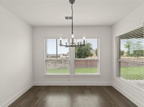 503  Curtiss  , Fate Texas 75087