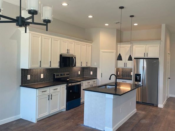 5514  Fannie Street , Dallas Texas 75212