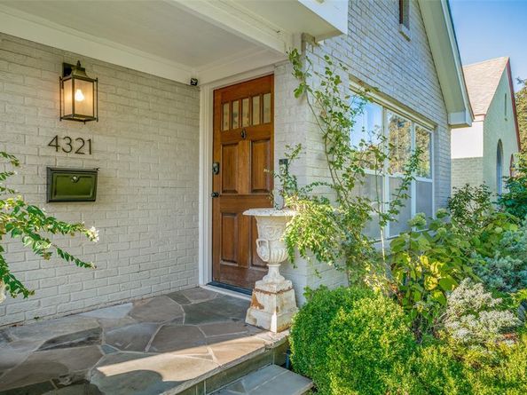 4321  El Campo Avenue , Fort Worth Texas 76107