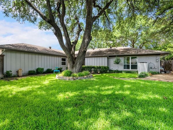 4132  Candlenut Lane , Dallas Texas 75244