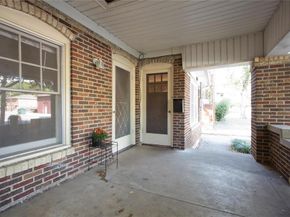 1013 N Locust Street , Denton Texas 76201