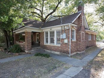 1013 N Locust Street 