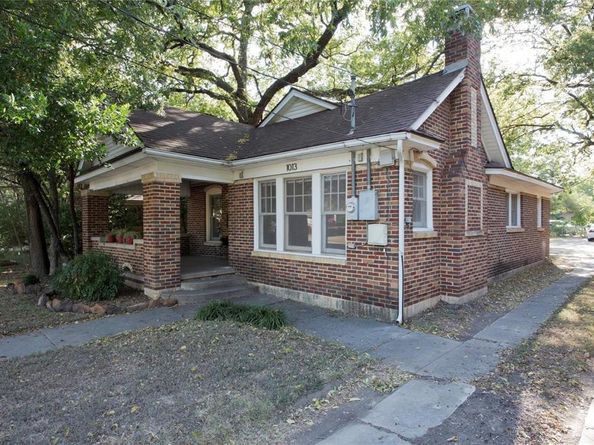 1013 N Locust Street , Denton Texas 76201