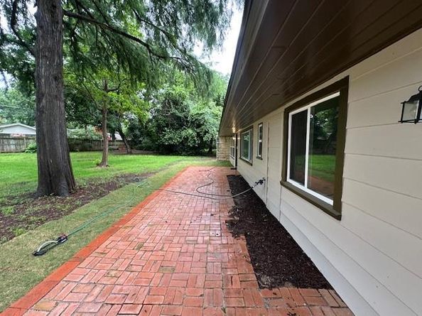 149  Parkwood Avenue , Arlington Texas 76013