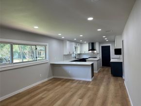 149  Parkwood Avenue , Arlington Texas 76013