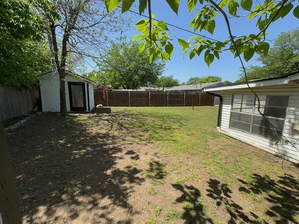 3560  Regal Road , Fort Worth Texas 76111