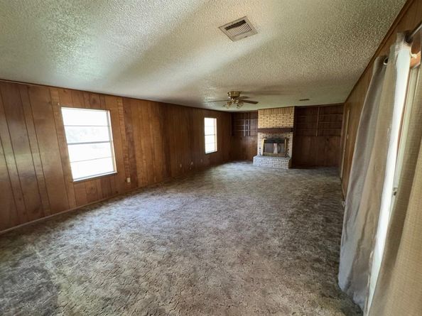 3560  Regal Road , Fort Worth Texas 76111