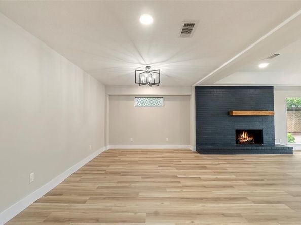 809  Havenwood Lane S, Fort Worth Texas 76112